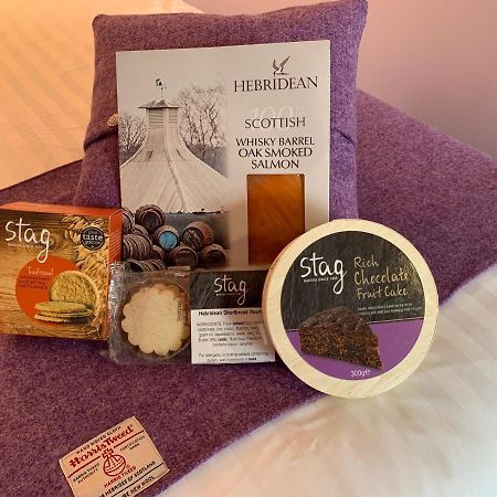 Hebridean Holiday Cabins Breasclete エクステリア 写真