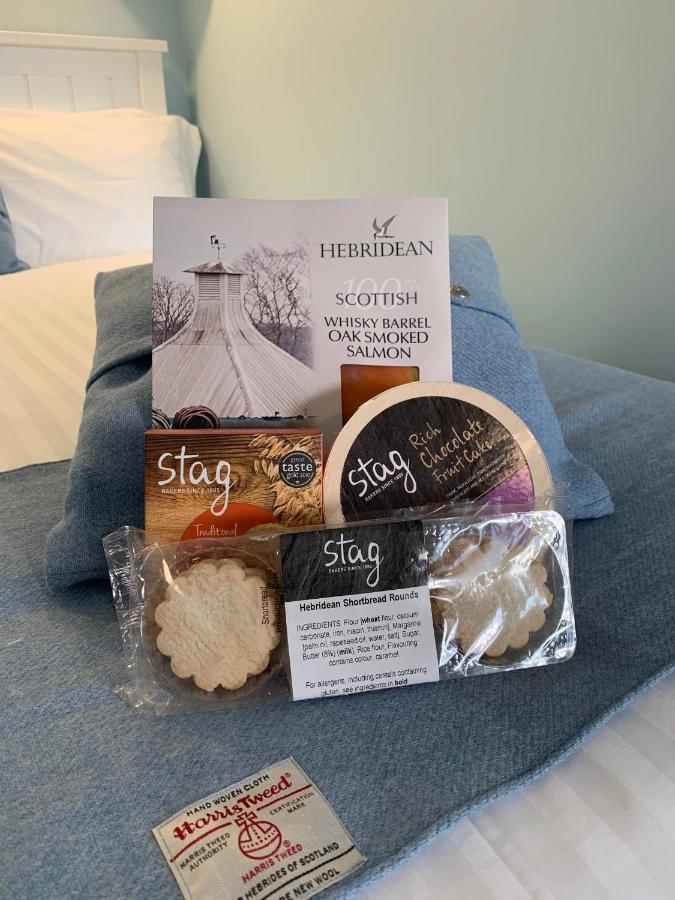 Hebridean Holiday Cabins Breasclete エクステリア 写真